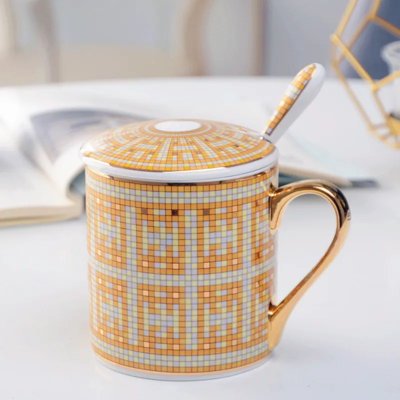 كوب قهوة سيراميك بتصميم بريطاني إبداعي، أكواب فاخرة للأزواج بحواف ذهبية، أكواب شاي بعد الظهر، أدوات شرب منزلية - الصورة 3